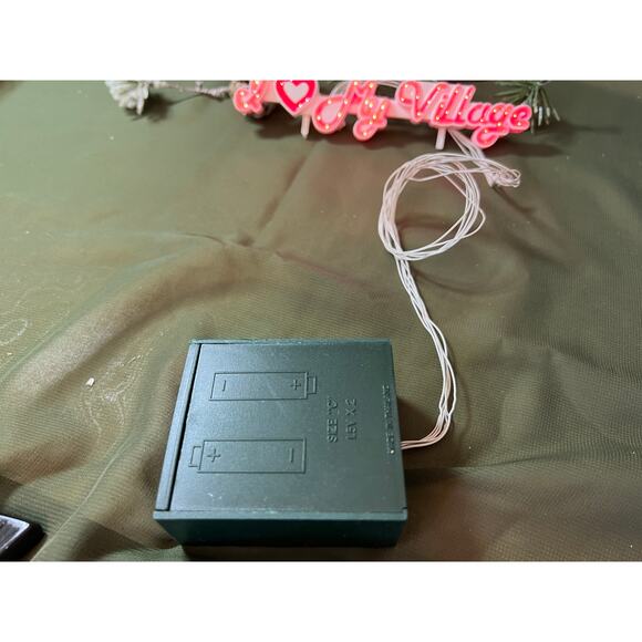 Dept 56 "I Love My Village" Lights Up Original Snow Village Bright Lites - Picture 2 of 3